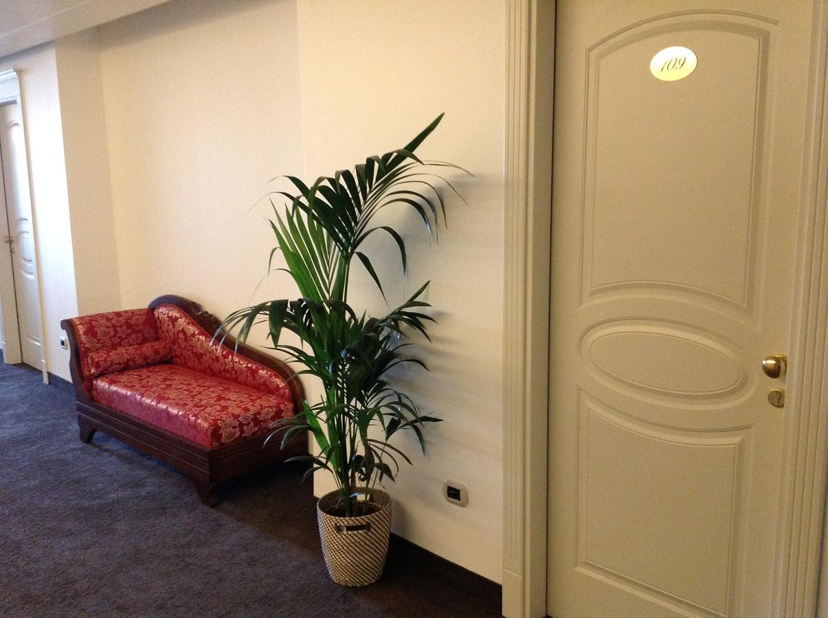 ปาลาเช โฮเทล ลา กอนกีลยา โดโร Hotel วิเชนซา ภายนอก รูปภาพ